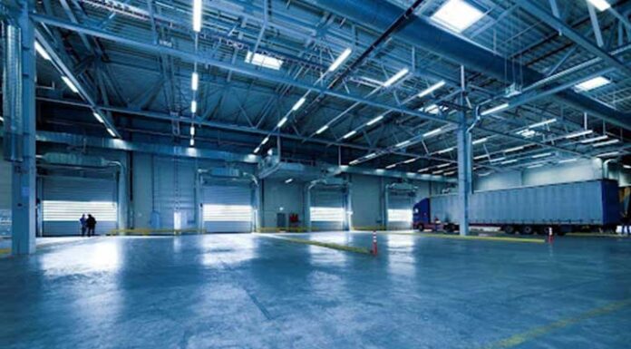 Reducing Overhead Costs with LED Warehouse Lighting